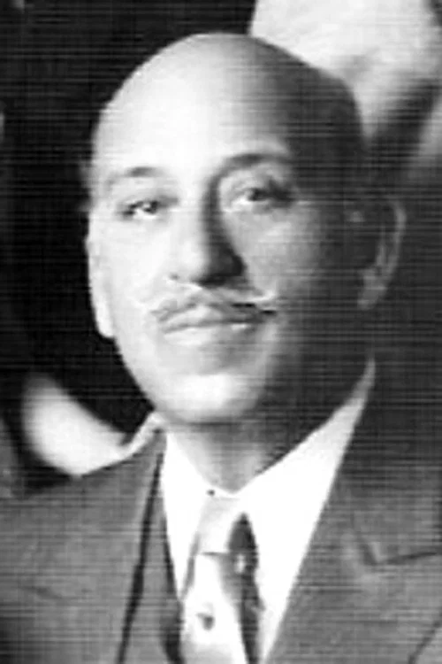 Enrique Acosta headshot