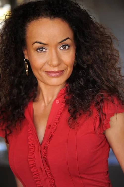 Galyn Görg headshot