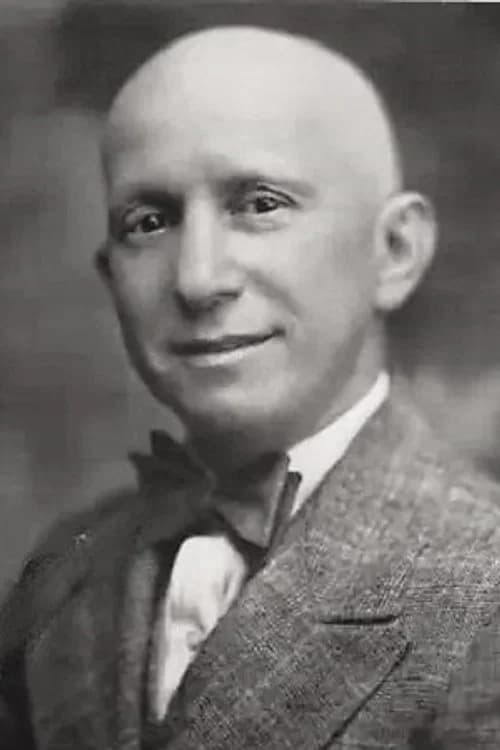 Buster Brodie headshot
