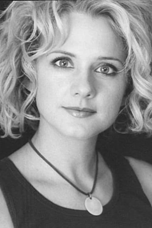 Caroline Keenan headshot