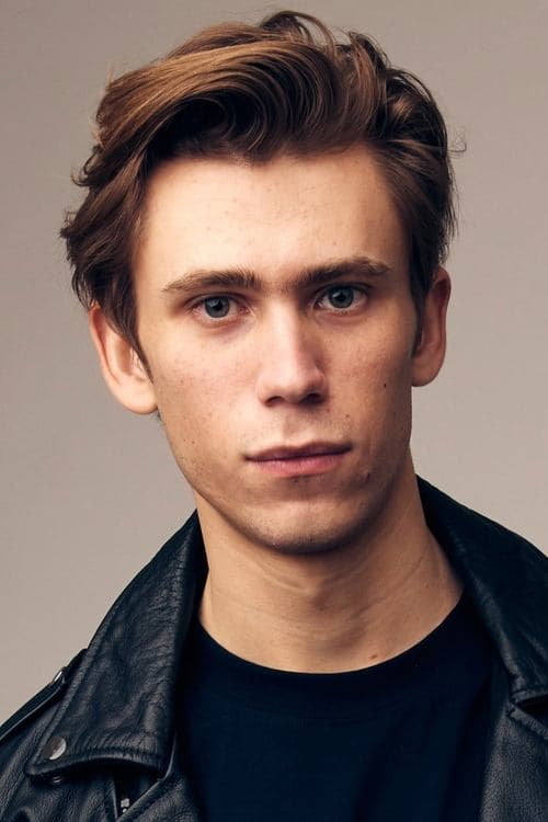 Owen Teague headshot