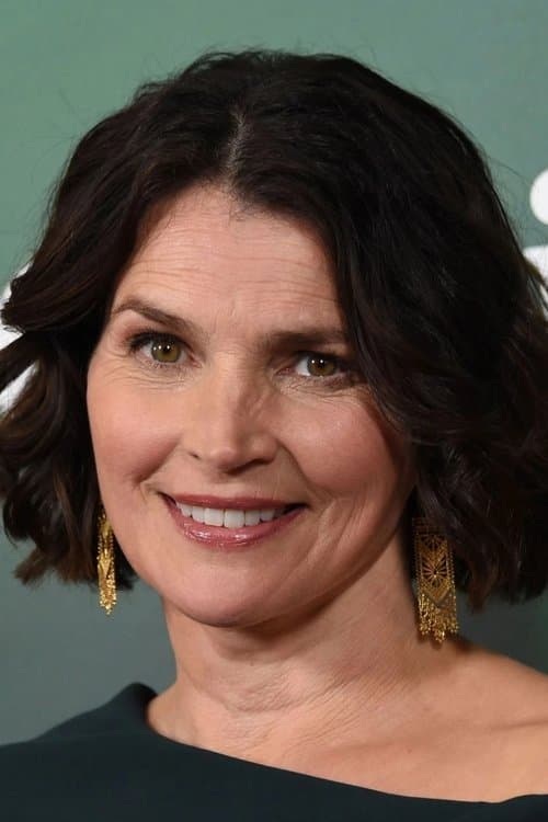 Julia Ormond headshot