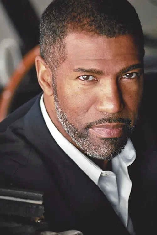 Ricco Ross headshot