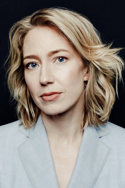 Carrie Coon headshot