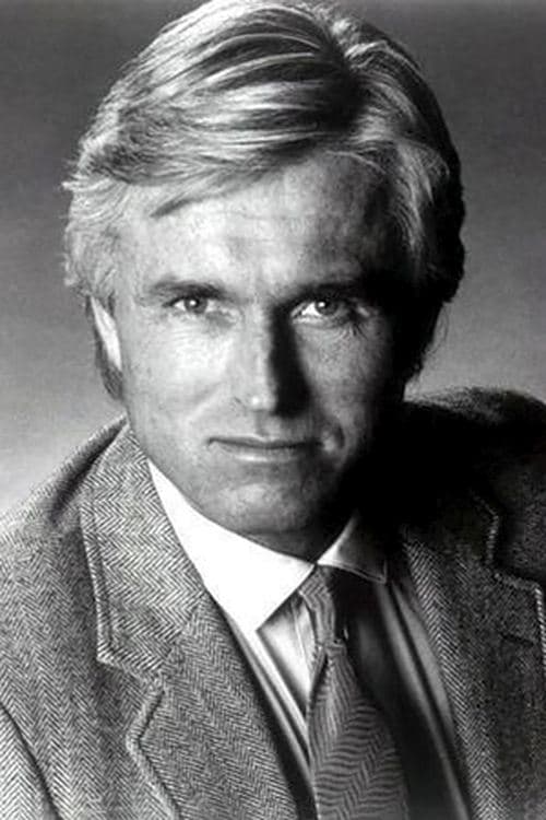 Dennis Holahan headshot