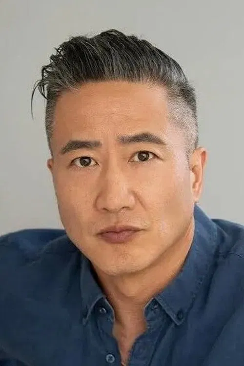 Terry Chen headshot
