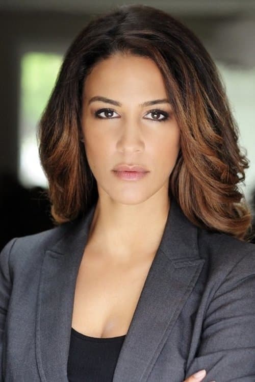Christie Laing headshot