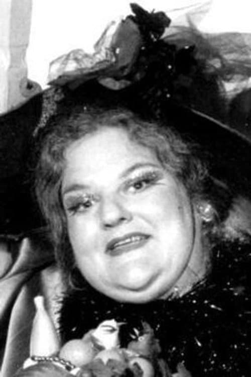 Priscilla Alden headshot