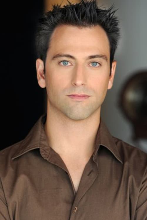 Christopher Gordon headshot