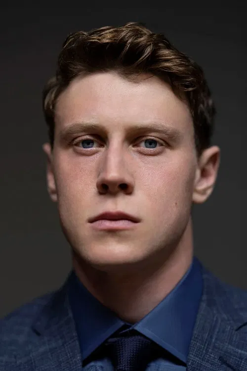 George MacKay headshot