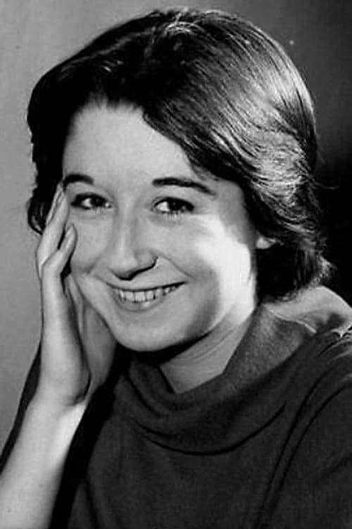 Frances Cuka headshot