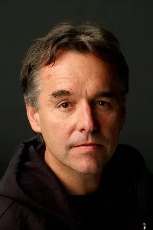 Chris Columbus headshot