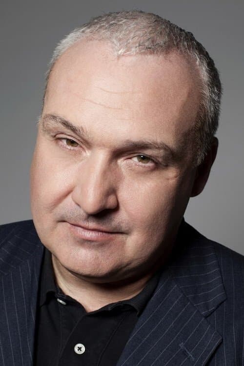 Frank Harper headshot