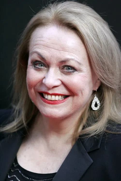 Jacki Weaver headshot