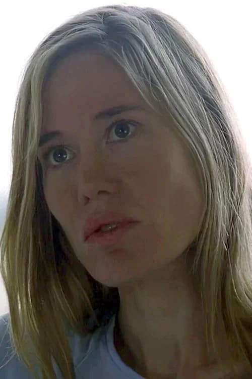 Tracey Ellis headshot