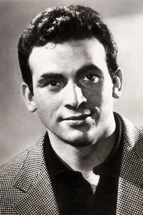 Maurizio Arena headshot