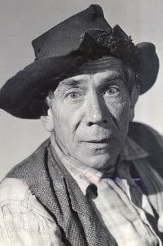 Ernie Adams headshot