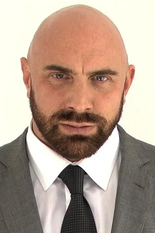 Charlie Rawes headshot