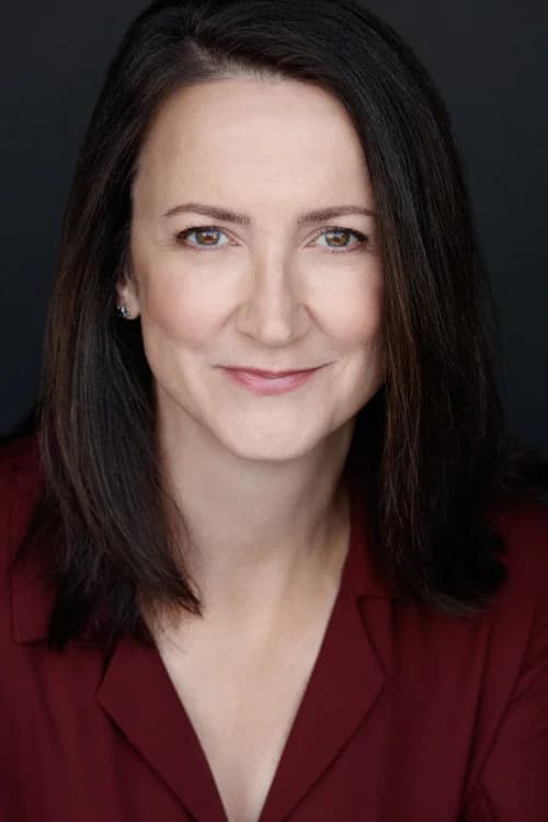 Ellie Harvie headshot