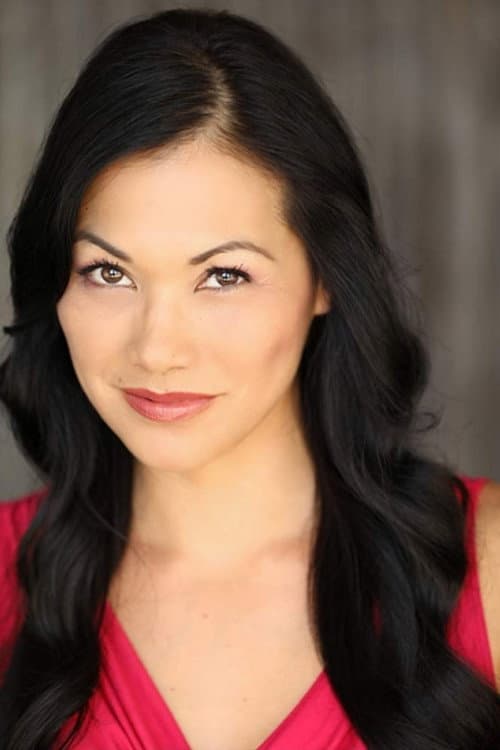 Nancy Nave headshot