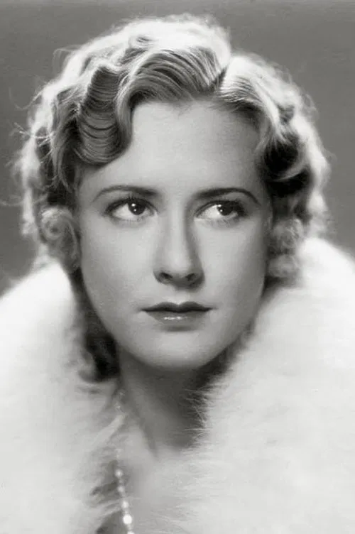 Mae Clarke headshot
