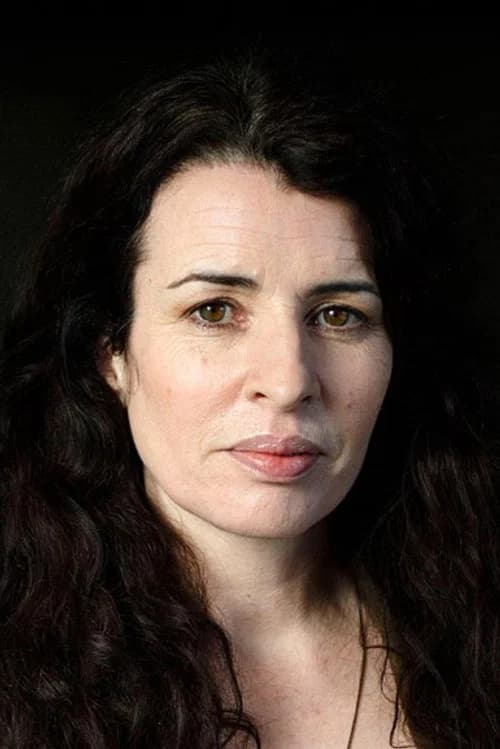 Susan Lynch headshot